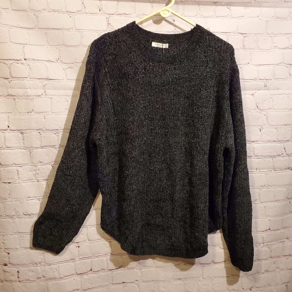 NWT CHIGANT  Soft Polyester Long Sleeve Sweater